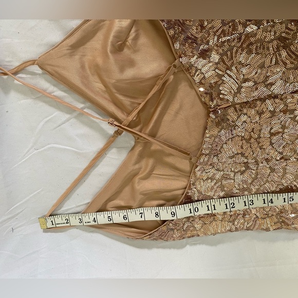 Rose gold sequin mini dress, forever 21,‎ size small, adjustable straps, pink - Picture 11 of 16